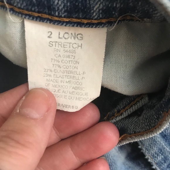 American Eagle distressed high waisted shorts - Picture 2 of 3